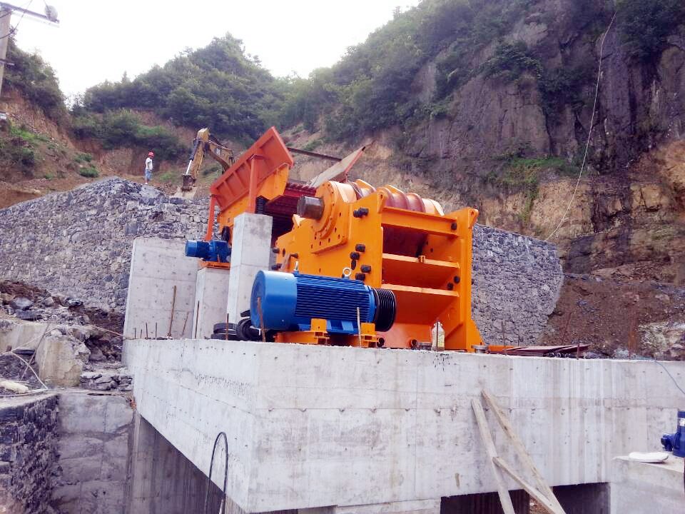 <b>破碎机生产线五大安全注意事项</b>